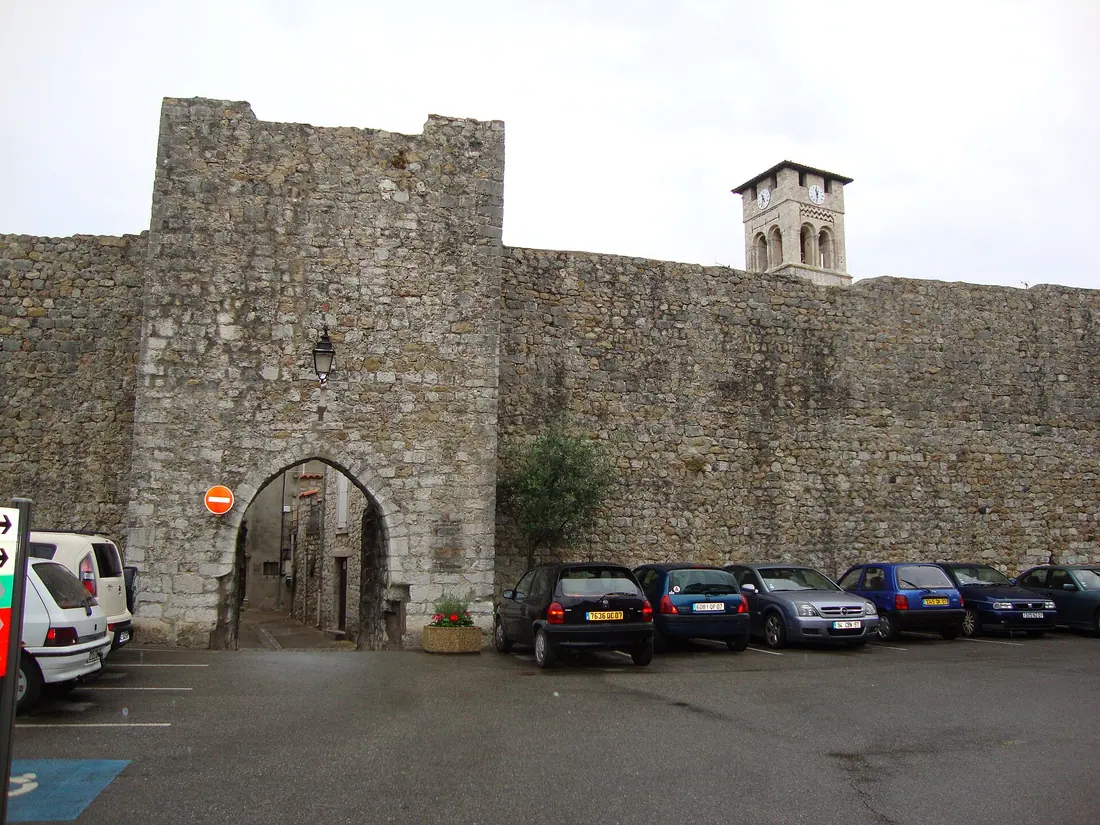 Les remparts de Ruoms